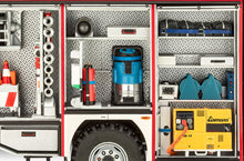 Laden Sie das Bild in den Galerie-Viewer, Revell 07586 - Schlingmann TLF 16/25