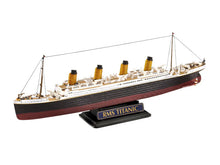 Laden Sie das Bild in den Galerie-Viewer, Revell 05727 - Geschenk-Set R.M.S. Titanic