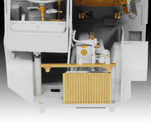 Laden Sie das Bild in den Galerie-Viewer, Revell 07720 - London Bus "Platinum Edition"