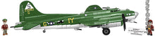 Laden Sie das Bild in den Galerie-Viewer, COBI 5750 - Boeing B-17G Flying Fortress