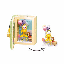 Laden Sie das Bild in den Galerie-Viewer, Sluban - Garfield book M38-P8052A