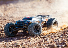 Laden Sie das Bild in den Galerie-Viewer, TRAXXAS Sledge 1/8 Truck 6s Orange