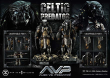 Laden Sie das Bild in den Galerie-Viewer, The Alien vs. Predator Museum Masterline Series Statue 1/3 Celtic Predator Bonus Ver. 95 cm
