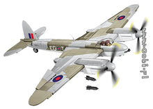 Laden Sie das Bild in den Galerie-Viewer, COBI 5735 - De Havilland DH-98 Mosquito