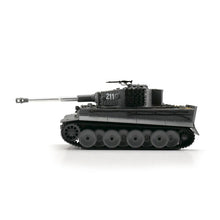 Laden Sie das Bild in den Galerie-Viewer, World of Tanks 1/30 RC Tiger I + T-34/85 IR
