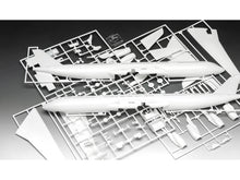 Laden Sie das Bild in den Galerie-Viewer, Revell A340-300 Lufthansa New Livery
