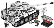 Laden Sie das Bild in den Galerie-Viewer, COBI 2586 - Panzerkampfwagen VI Tiger - Limited Edition
