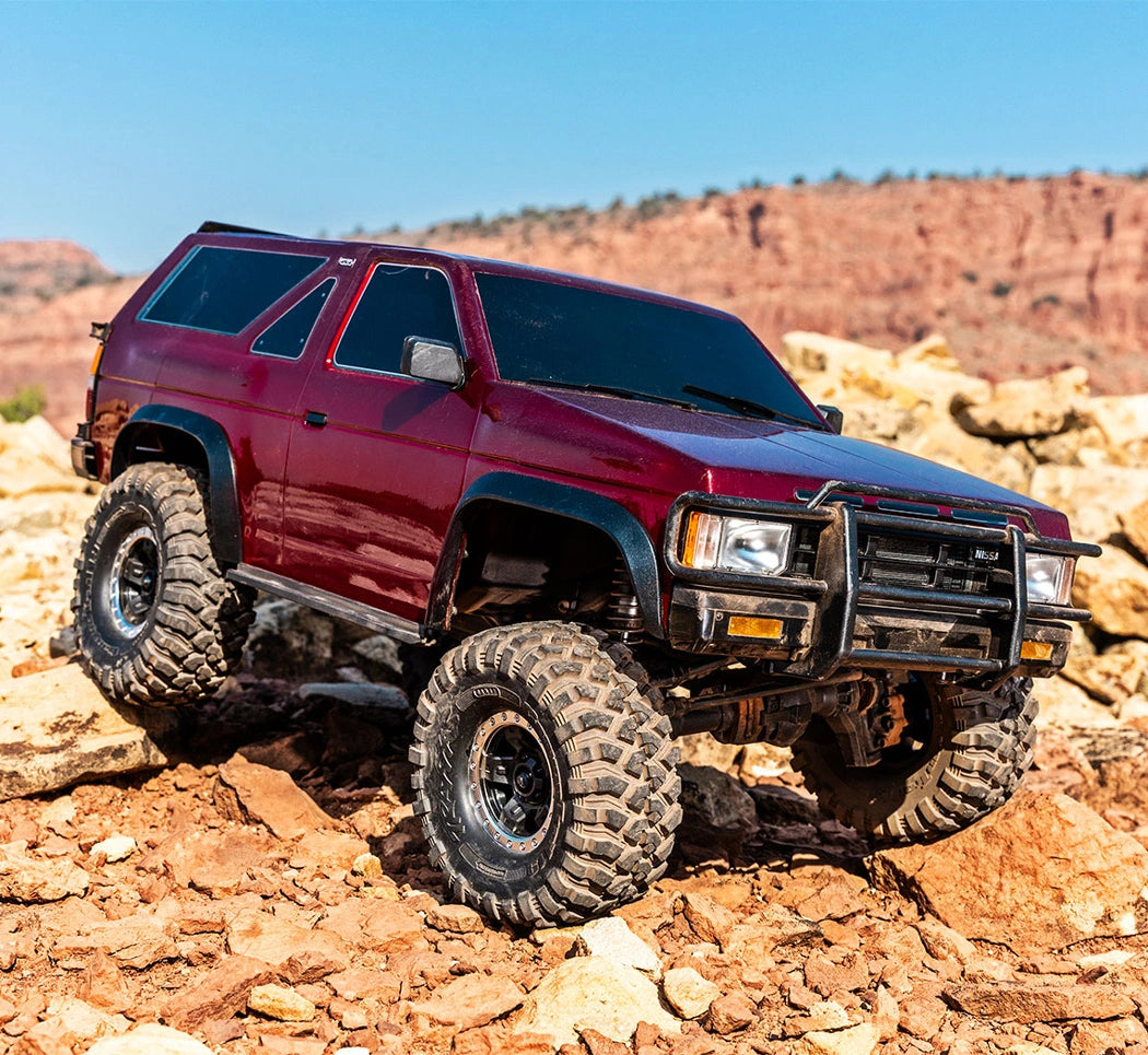 TRAXXAS TRX-4 Nissan Pathfinder Red RTR **ohne Akku und Lader**