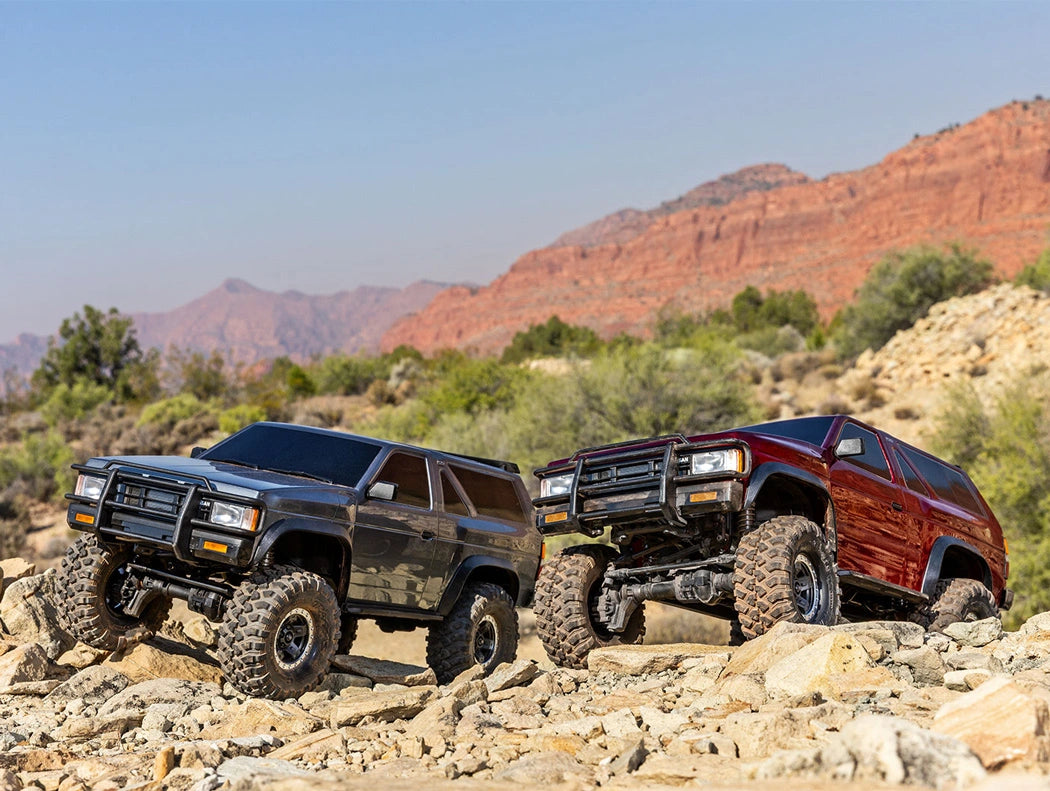 TRAXXAS TRX-4 Nissan Pathfinder Red RTR **ohne Akku und Lader**