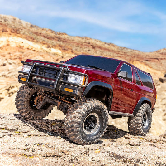 TRAXXAS TRX-4 Nissan Pathfinder Red RTR **ohne Akku und Lader**