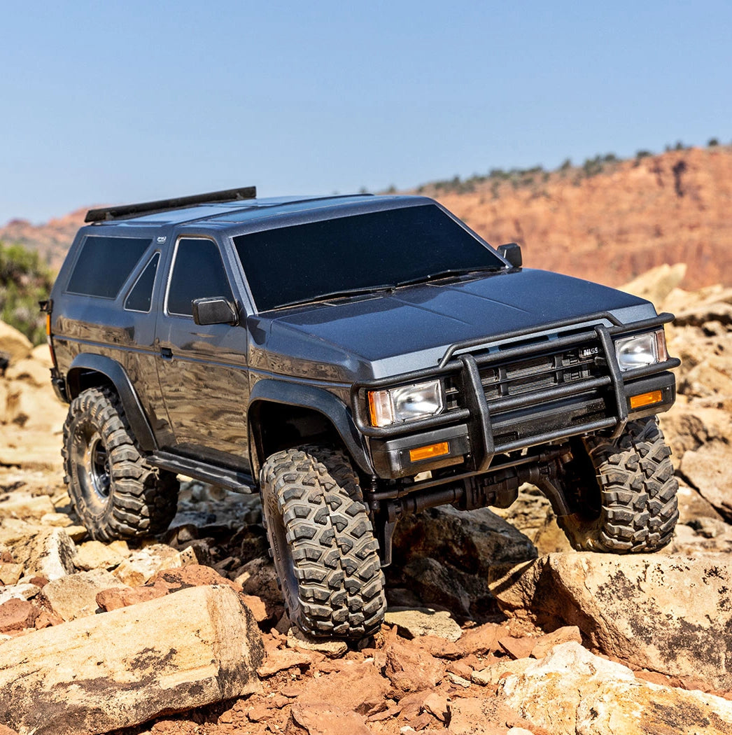 TRAXXAS TRX-4 Nissan Pathfinder Silver RTR **ohne Akku und Lader**