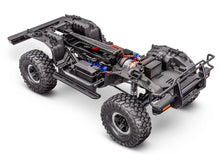 Laden Sie das Bild in den Galerie-Viewer, TRAXXAS TRX-4 Nissan Pathfinder Silver RTR **Vorbestellung**
