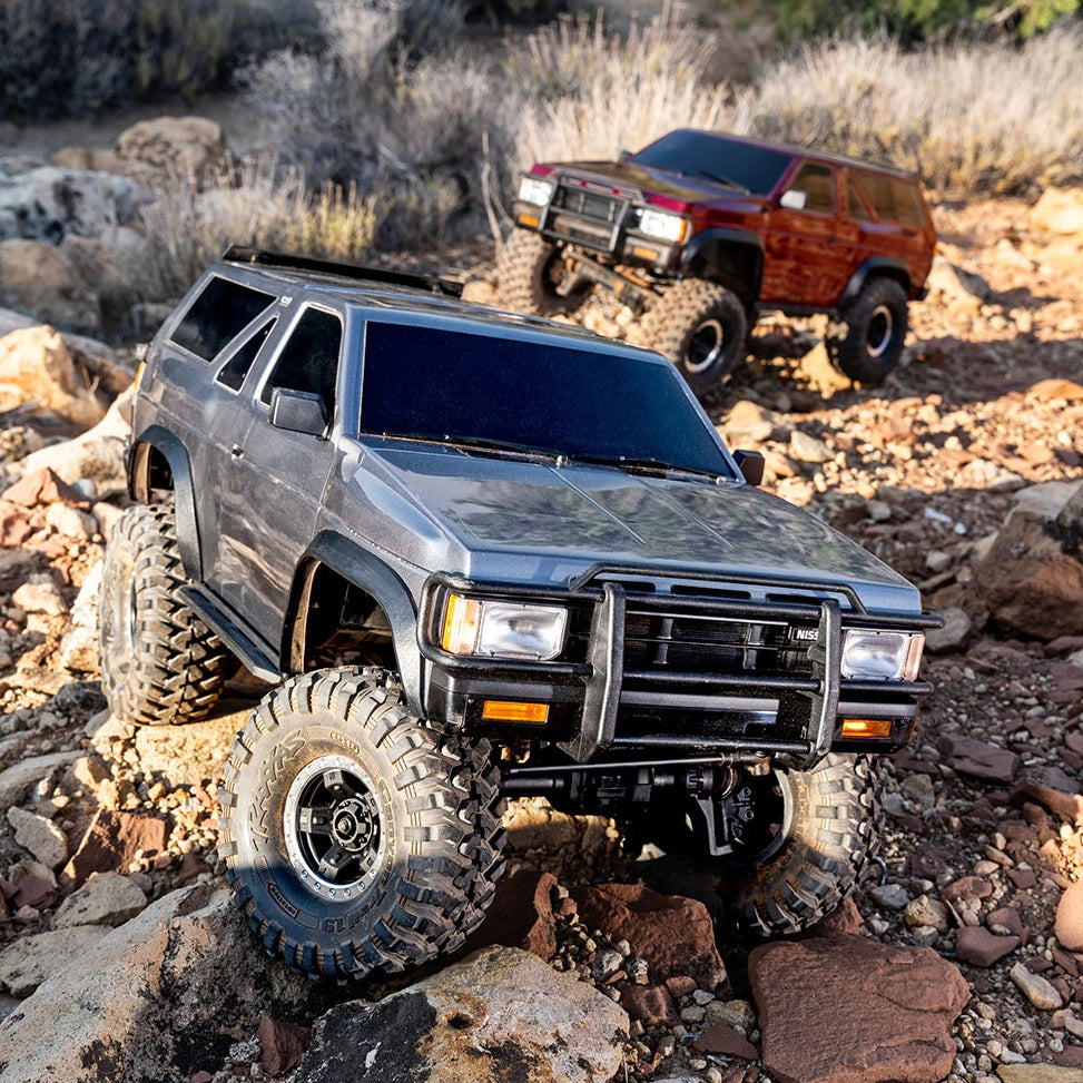 TRAXXAS TRX-4 Nissan Pathfinder Silver RTR **ohne Akku und Lader**