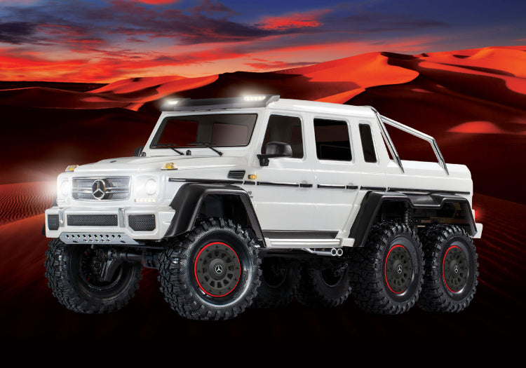 Traxxas TRX-6 Mercedes-Benz G63 AMG 6x6 - WHITE Special Edition