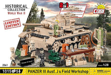 Laden Sie das Bild in den Galerie-Viewer, COBI 2561 - Panzer III Ausf. J &amp; Field Workshop - Limitierte Auflage
