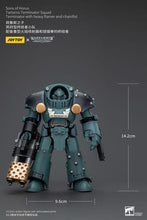 Laden Sie das Bild in den Galerie-Viewer, Warhammer The Horus Heresy Actionfigur 1/18 Tartaros Terminator Squad Terminator With Heavy Flamer And Chainfist 12 cm
