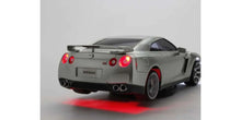 Laden Sie das Bild in den Galerie-Viewer, Kyosho First Mini-Z 1:28 Nissan GT-R R35 Silver
