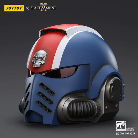 Space Marine 2 Replik Ultramarines Lieutenant Titus Helm 30 cm Warhammer 40K