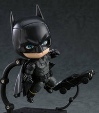 Laden Sie das Bild in den Galerie-Viewer, The Batman Nendoroid Actionfigur Batman 10 cm
