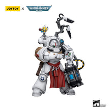 Laden Sie das Bild in den Galerie-Viewer, Warhammer The Horus Heresy Ultramarines Apothecary Biologis
