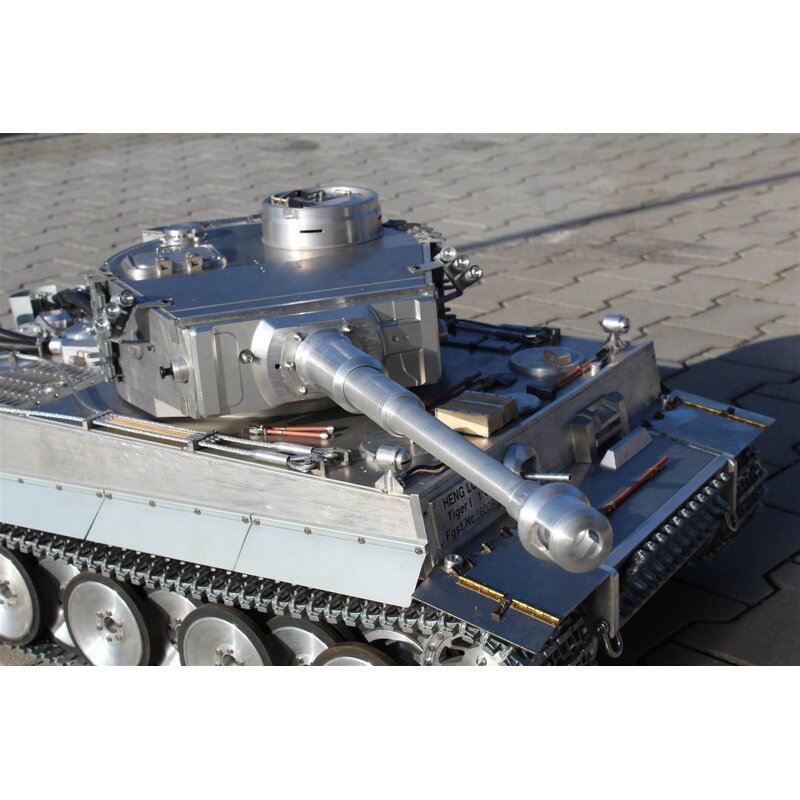 1/8 RC Tiger I Vollmetall Version BB *Artikel auf Anfrage*