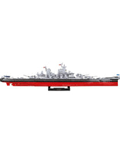 Laden Sie das Bild in den Galerie-Viewer, COBI 4836 - Executive Edition Iowa-Class Battleship
