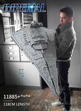 Laden Sie das Bild in den Galerie-Viewer, Mould King 13135 - Monarch Star Destroyer
